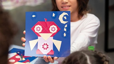 Image credit: Phuong Ngo. Australia b.1983 Pattern Exchange 2021. Commissioned for APT10 Kids with support from the Tim Fairfax Family Foundation. © The artist. Photograph: Chloë Callistemon, QAGOMA