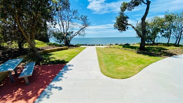 Mazlin Park wedding area