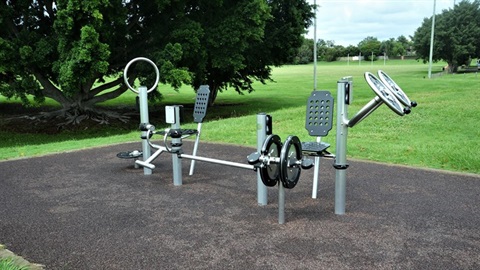 Rob Akers Reserve - Dog gym equipment