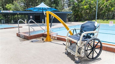 Woodford swimming pool - Water wheelchair hoist