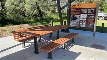 Ferny Grove to Samford Village Rail Trail picnic table.