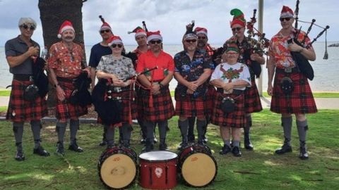 Redcliffe Scottish pipe band members